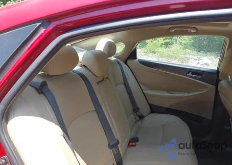 2012 Hyundai Sonata Hybrid z USA, uszkodzony, nr VIN KMHEC4A47CA032198